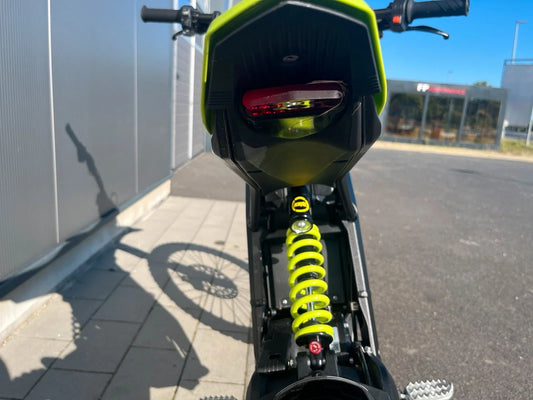 72V 6500W Best Price Aluminum Alloy 2025 Binsen Electric Road Bike 30A Road Legal 74v Cheap Dirt Bike