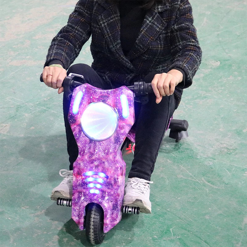 Mid-sized Factory Supplier Wholesale Cool Mini 3 Wheel Electric Drift Scooter with Light Emitting Diode
